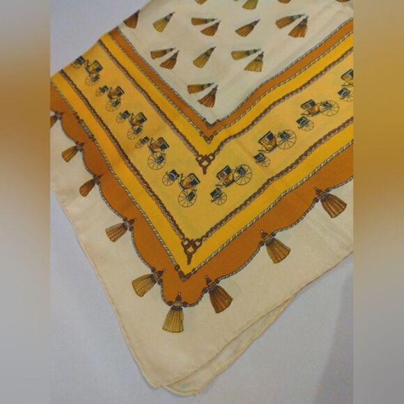 Vintage 💯 Silk Scarf Rolled Hem Caleche - Picture 3 of 9